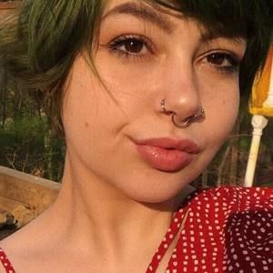 Meet your Posher, Juliana